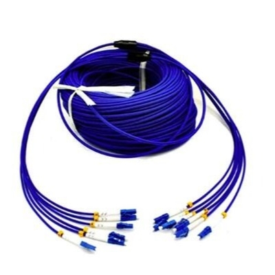 O remendo azul da fibra ótica cabografa 3.0mm 300M Low Insertion Loss com comprimento feito sob encomenda