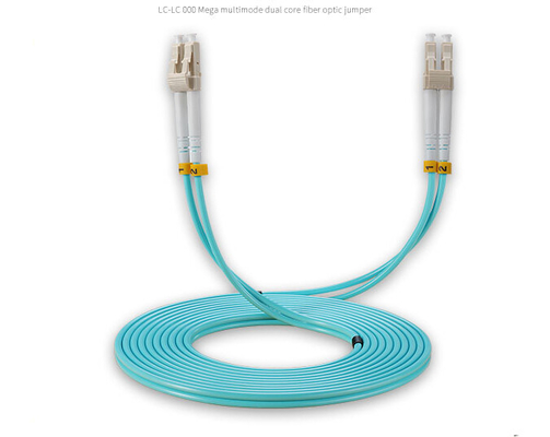 Cabo de remendo de fibra ótica do LC/UPC OM3, cabo de fibra ótica simples à terra azul
